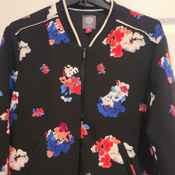 Vince Camuto floral bloom bomber jacket - Picture 2 of 15